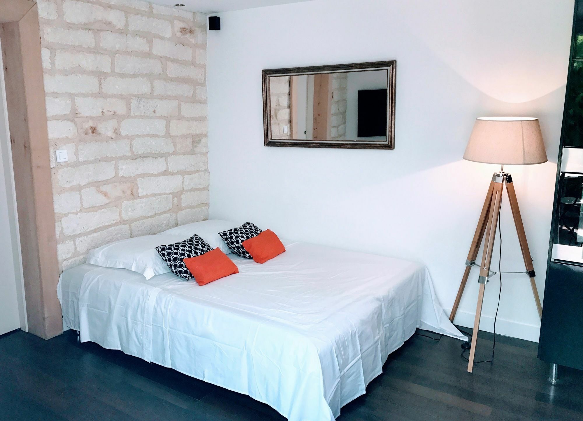 Home Chic Home - La Terrasse Bazille - Netflix Montpellier Exterior photo